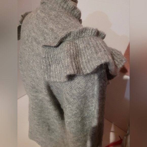 NEW Yasbistra Gray Melange Very Soft Sweater Size Large - Picture 3 of 10